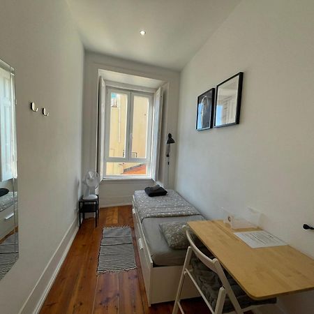 Embassy Arriaga Private Elegance Rooms In Stylish Shared Apartment Lisboa Екстериор снимка