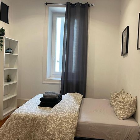 Embassy Arriaga Private Elegance Rooms In Stylish Shared Apartment Lisboa Екстериор снимка