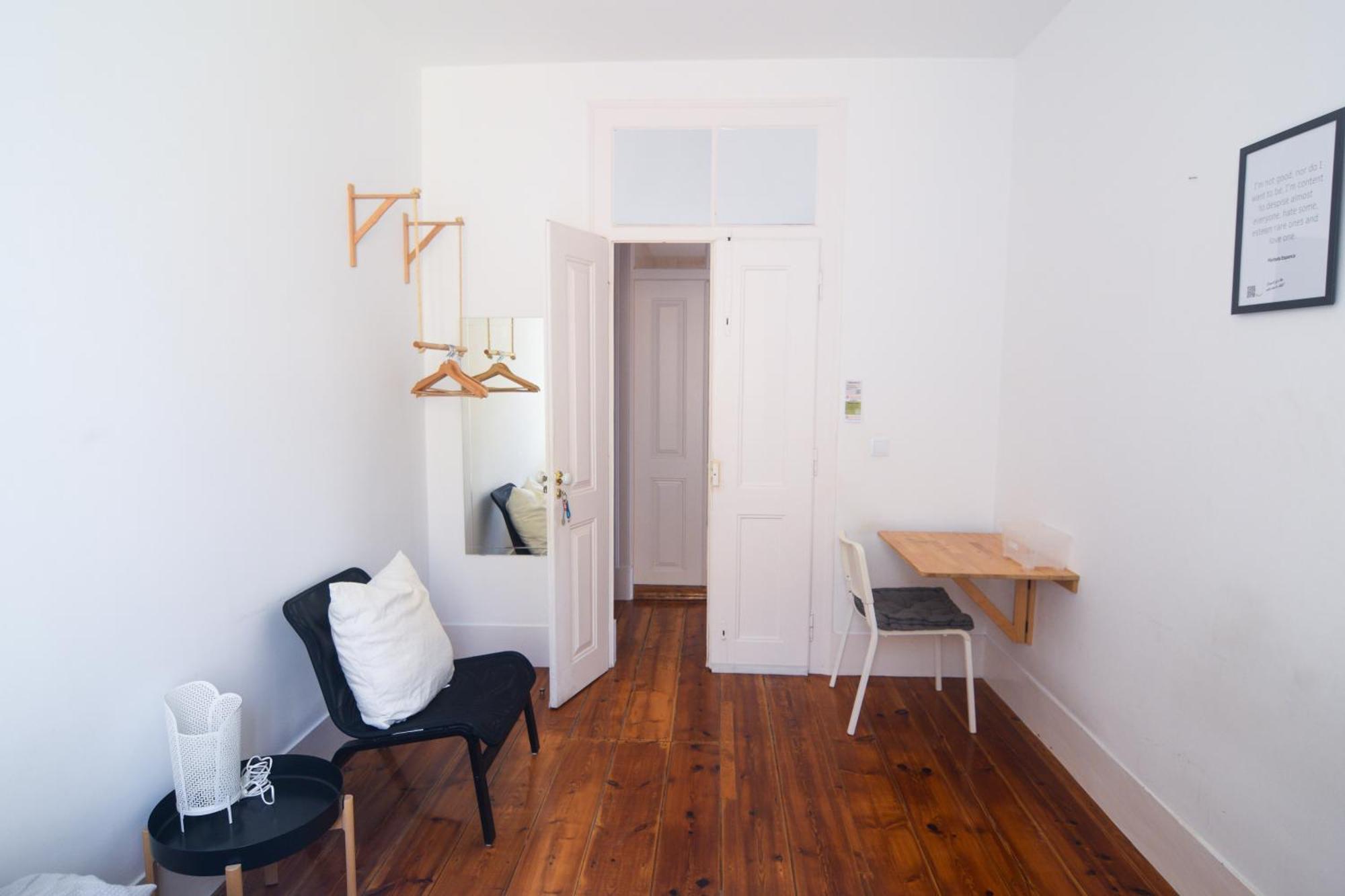 Embassy Arriaga Private Elegance Rooms In Stylish Shared Apartment Lisboa Екстериор снимка