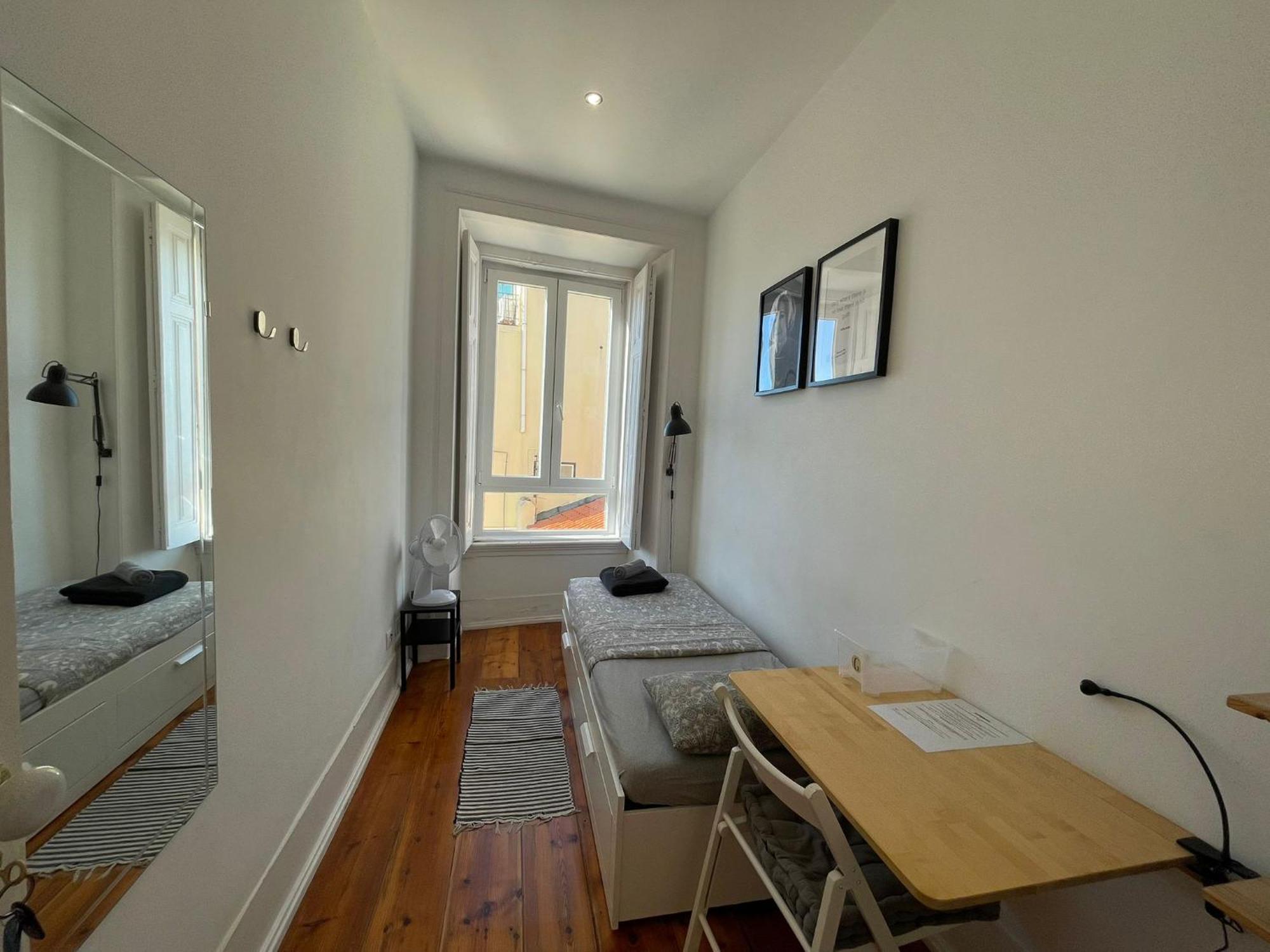 Embassy Arriaga Private Elegance Rooms In Stylish Shared Apartment Lisboa Екстериор снимка