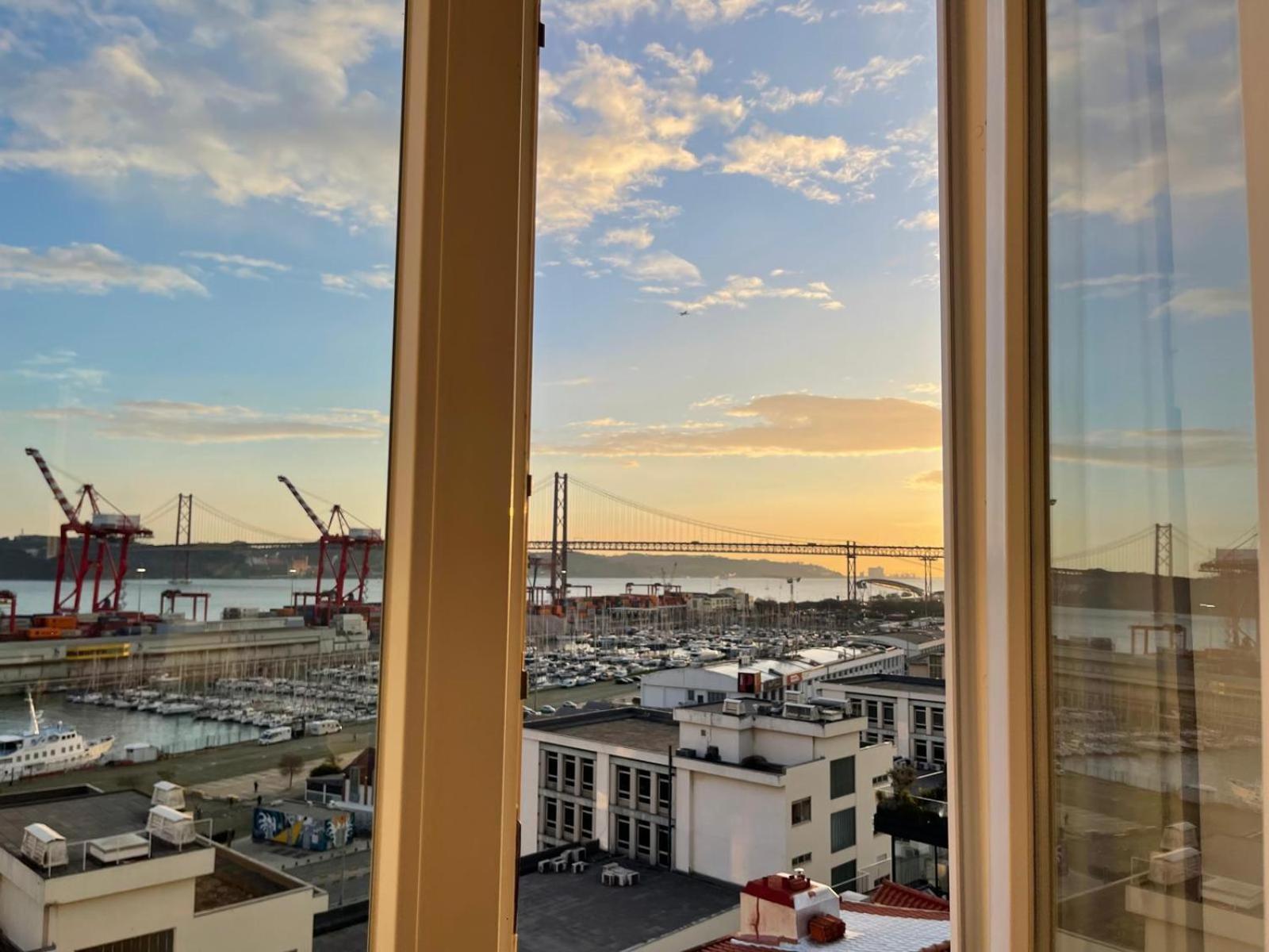 Embassy Arriaga Private Elegance Rooms In Stylish Shared Apartment Lisboa Екстериор снимка