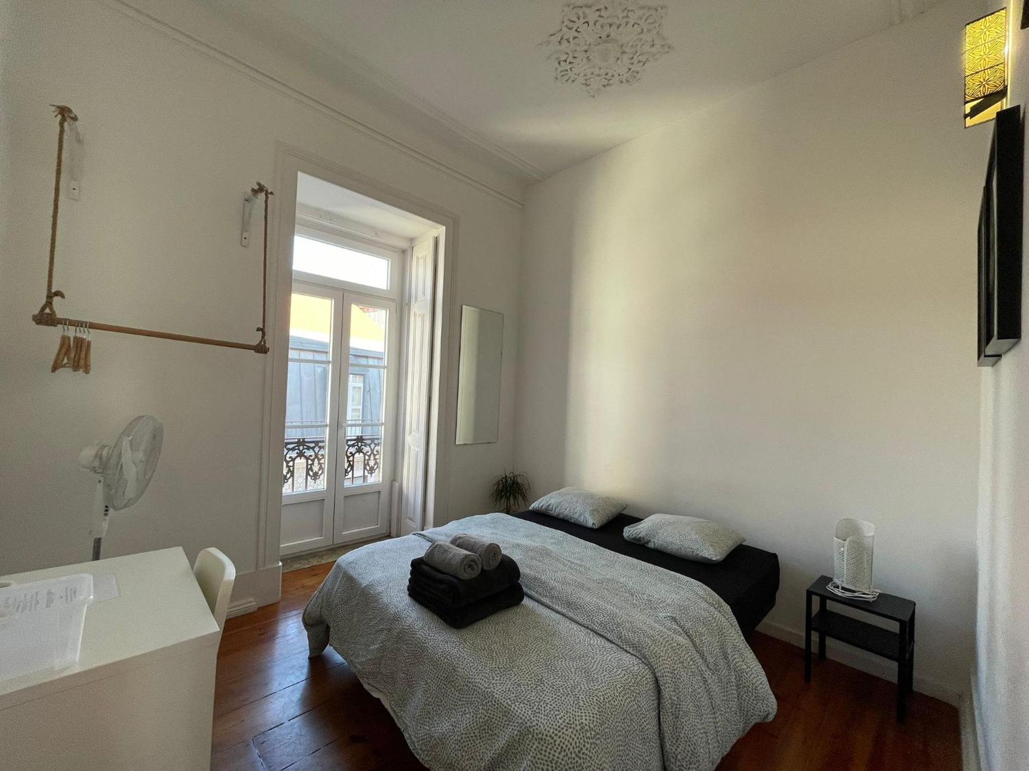 Embassy Arriaga Private Elegance Rooms In Stylish Shared Apartment Lisboa Екстериор снимка