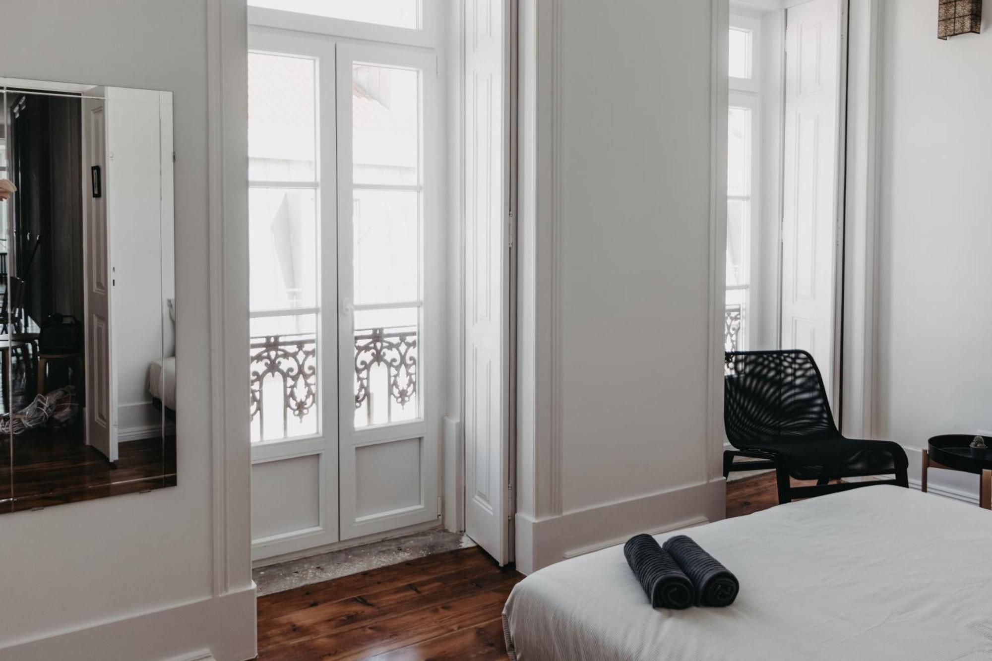 Embassy Arriaga Private Elegance Rooms In Stylish Shared Apartment Lisboa Екстериор снимка